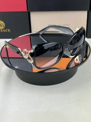 JustSell product showcase 3